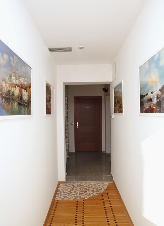 Guest House Isabel Zagabria Esterno foto